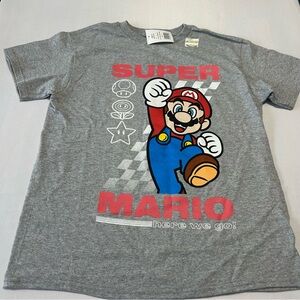 Nintendo Super Mario Gray children kids Short Sleeve graphic T-Shirt Size M. NWT